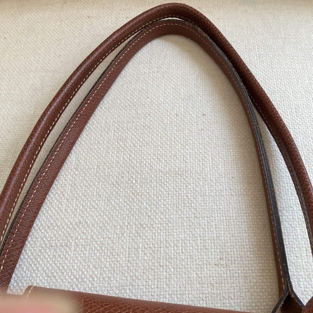 EUC Black Longchamp medium size purse great condition - Picture 3 of 6